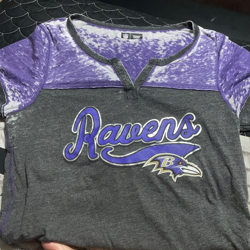 Baltimore Ravens - Women’s Tee Size Large